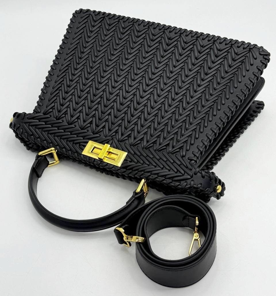 сумка,fendi сумки,фенди сумка,сумка женская fendi,сумки аксессуары