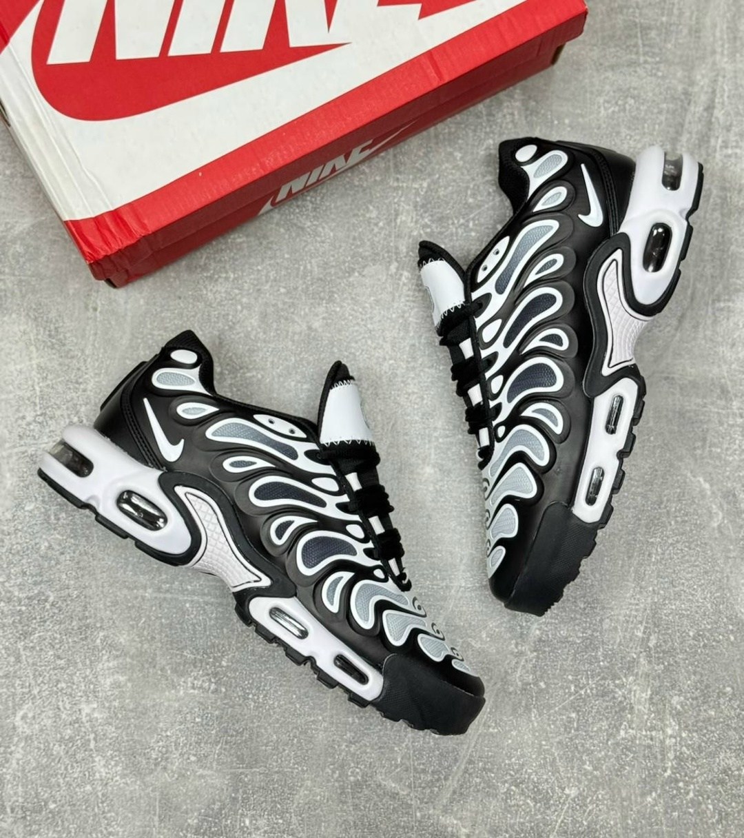 кроссовки nike air max plus tn,кроссовки nike air max plus,nike air max tn plus,кроссовки мужские nike air max tn plus,кроссовки