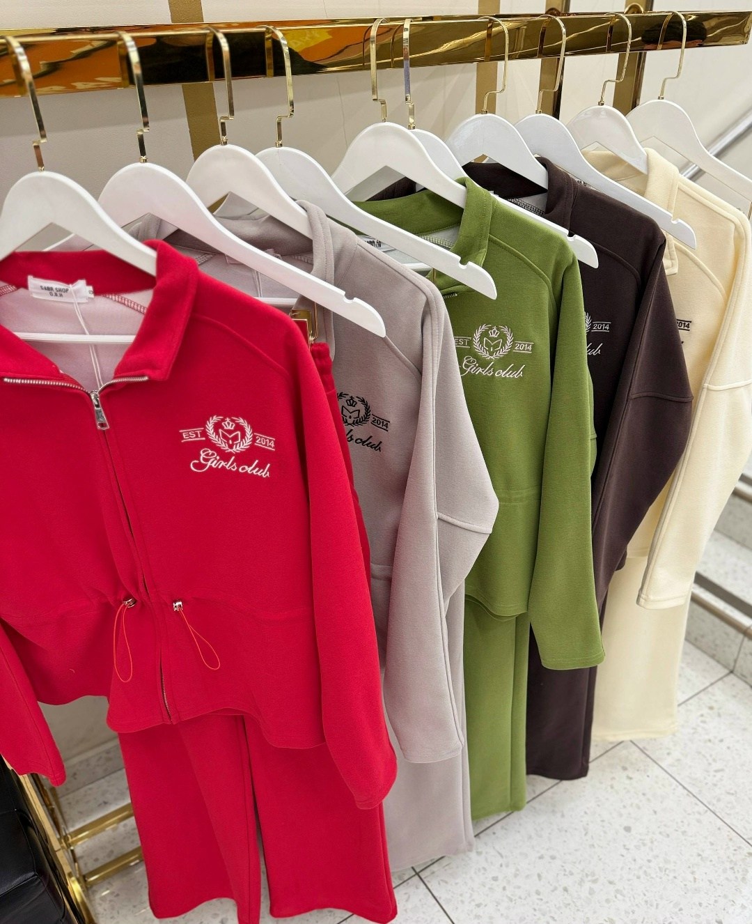 костюм спортивный женский,костюм женский,спортивный костюм,костюм на флисе,костюм женский тройка