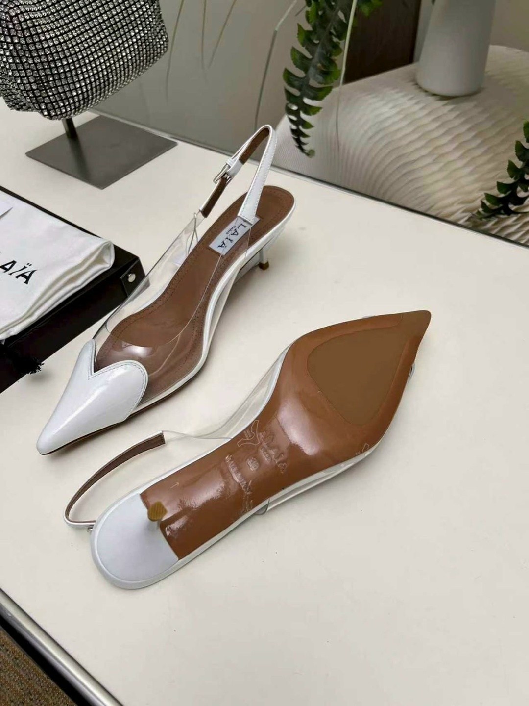 босоножки alaia,босоножки на каблуках,женские туфли,прозрачные босоножки,прозрачные туфли