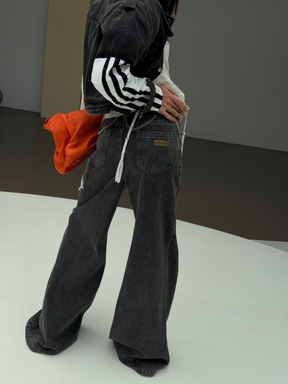 женская джинсы,широкие джинсы,мода модная