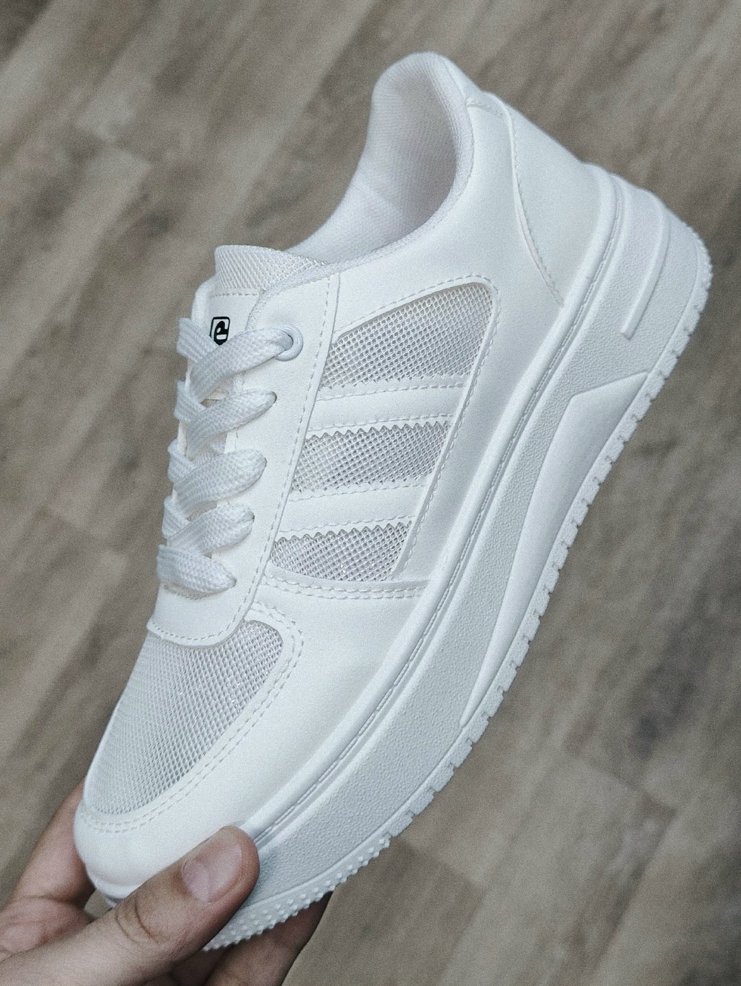 кроссовки женскиe,,кроссовки для женщин,кроссовки белые,кроссовки для девушек