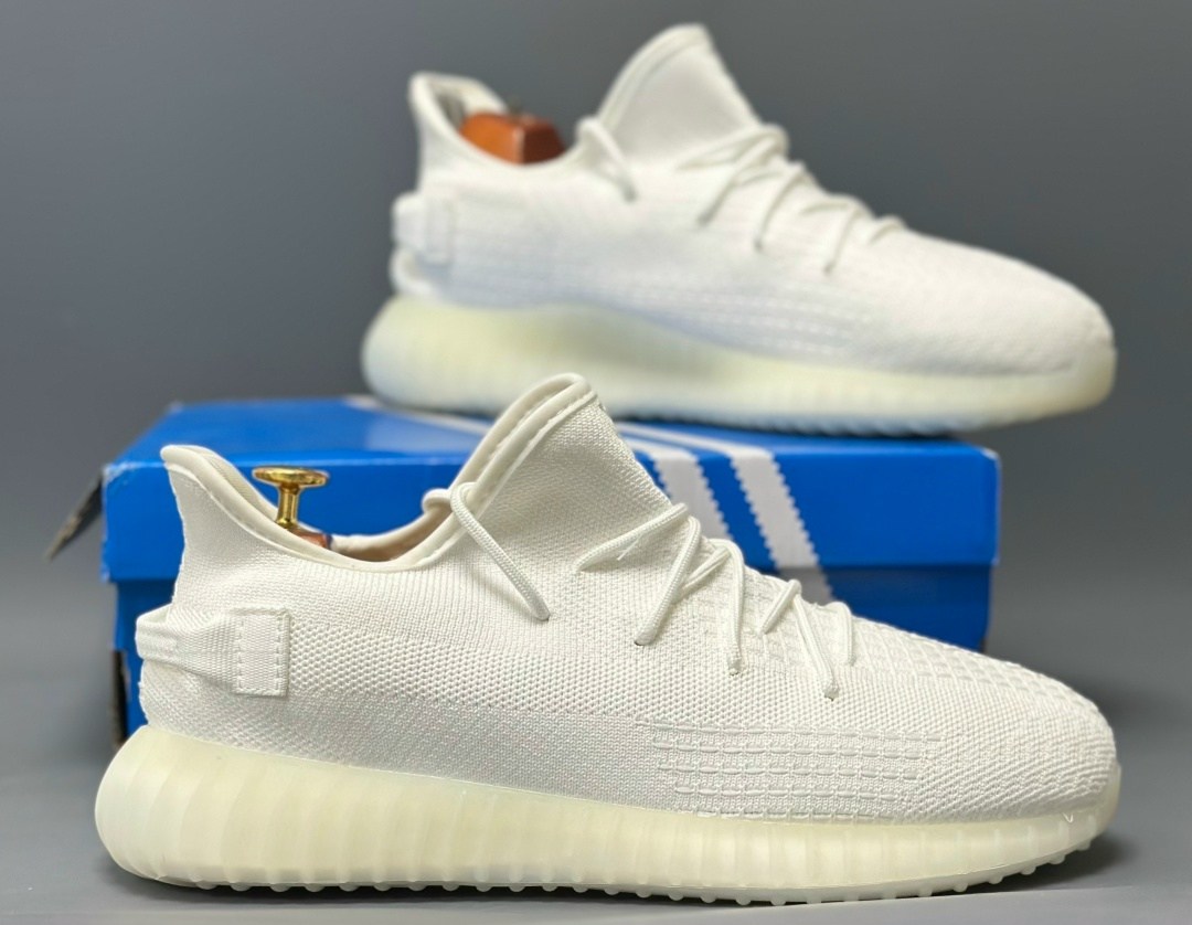 кроссовки adidas yeezy 350 boost v2 triple white,кроссовки adidas yeezy boost 350,кроссовки adidas yeezy boost,adidas yeezy boost 350 v 2,adidas yeezy boost 350 cream white