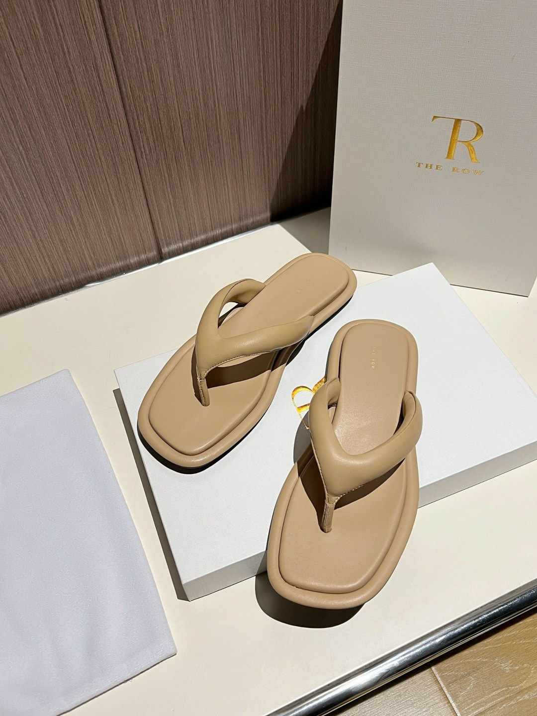 шлепанцы the row,женские шлепанцы,шлепанцы кожаные,,шлепанцы летние