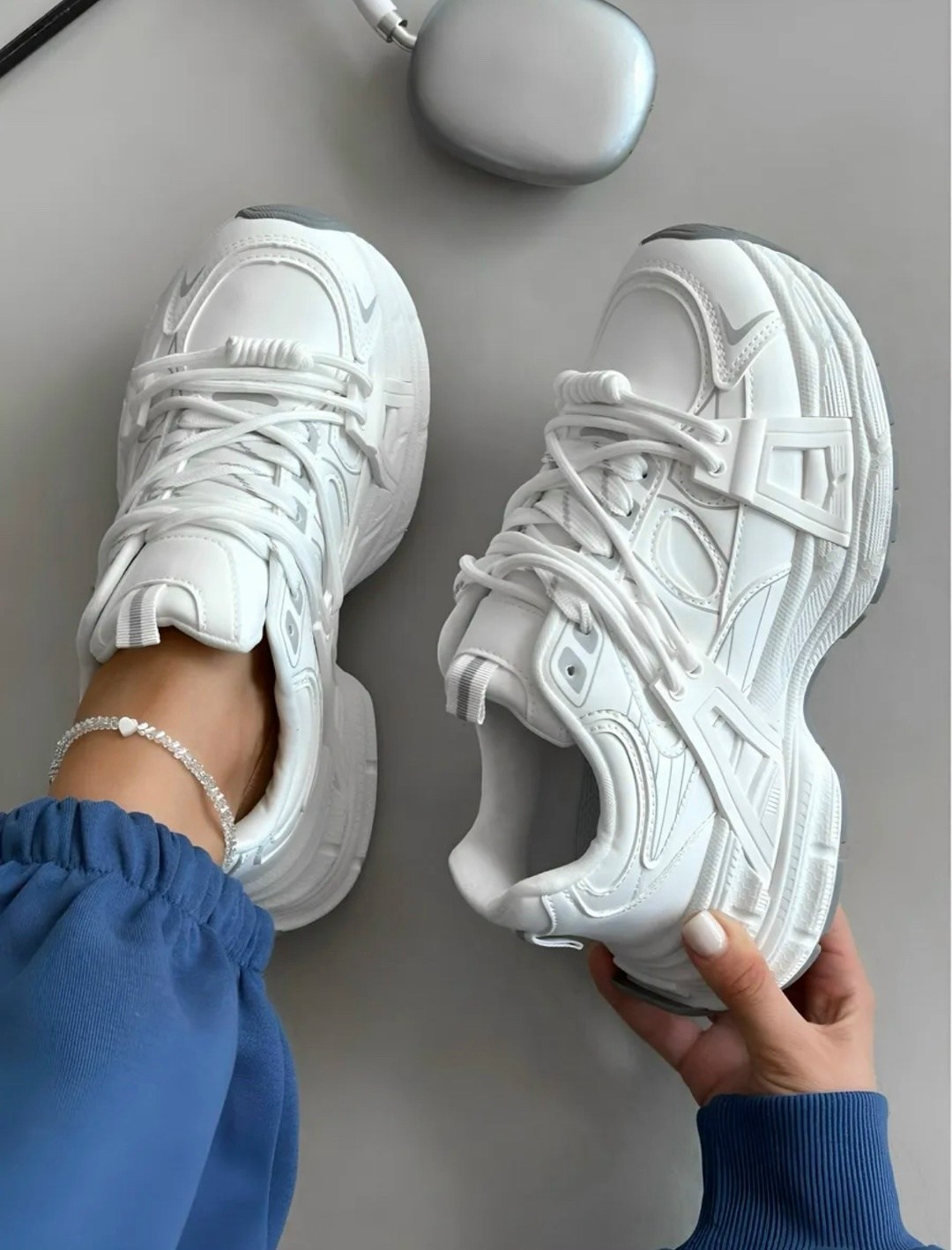 кроссовки женские,женские массивные кроссовки,кроссовки женские белые,белые кроссовки,кроссовки модные
