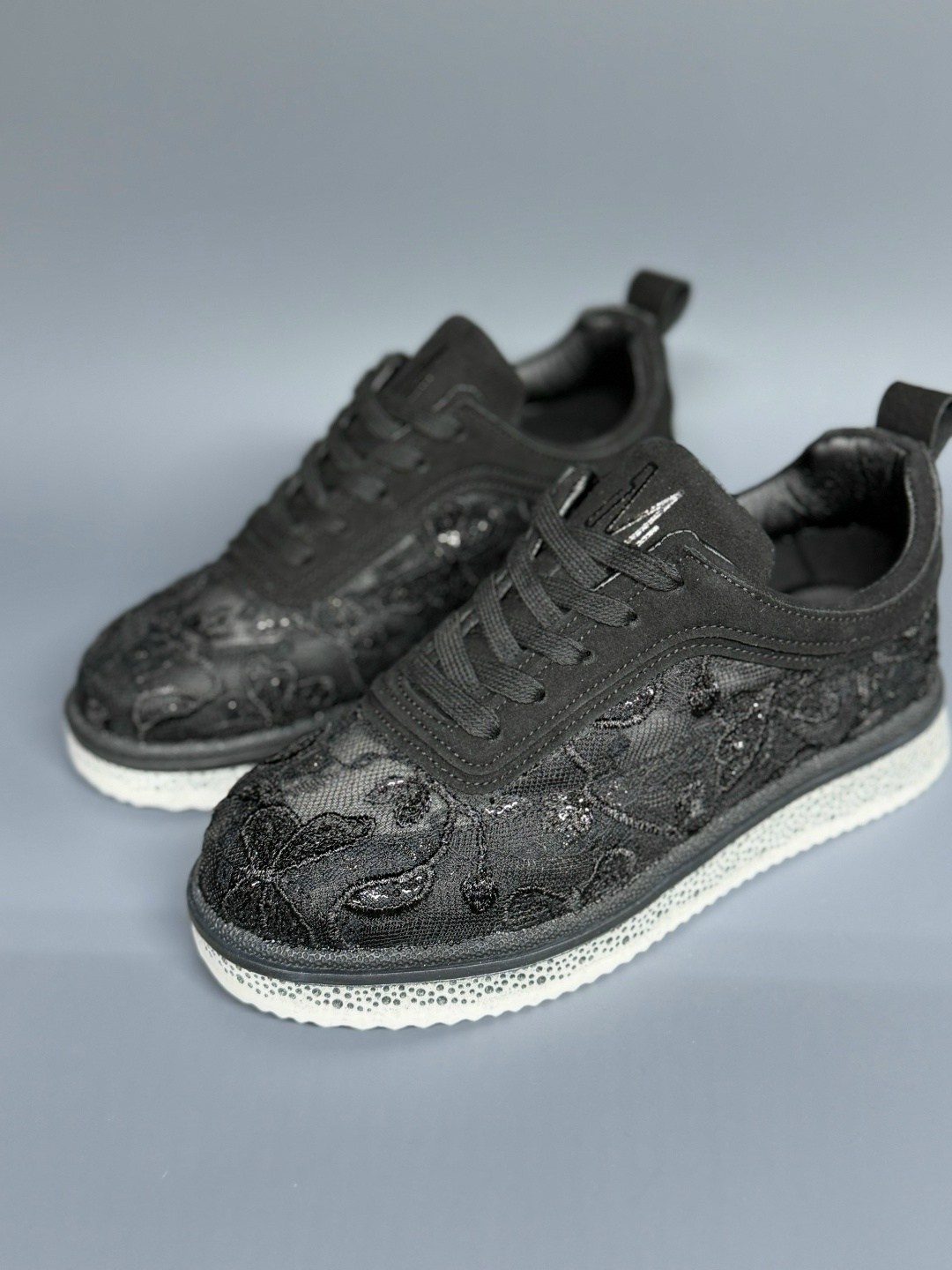 ,женские кроссовки,стильные женские кроссовки,кроссовки saivvila кроссовки,кроссовки повседневные