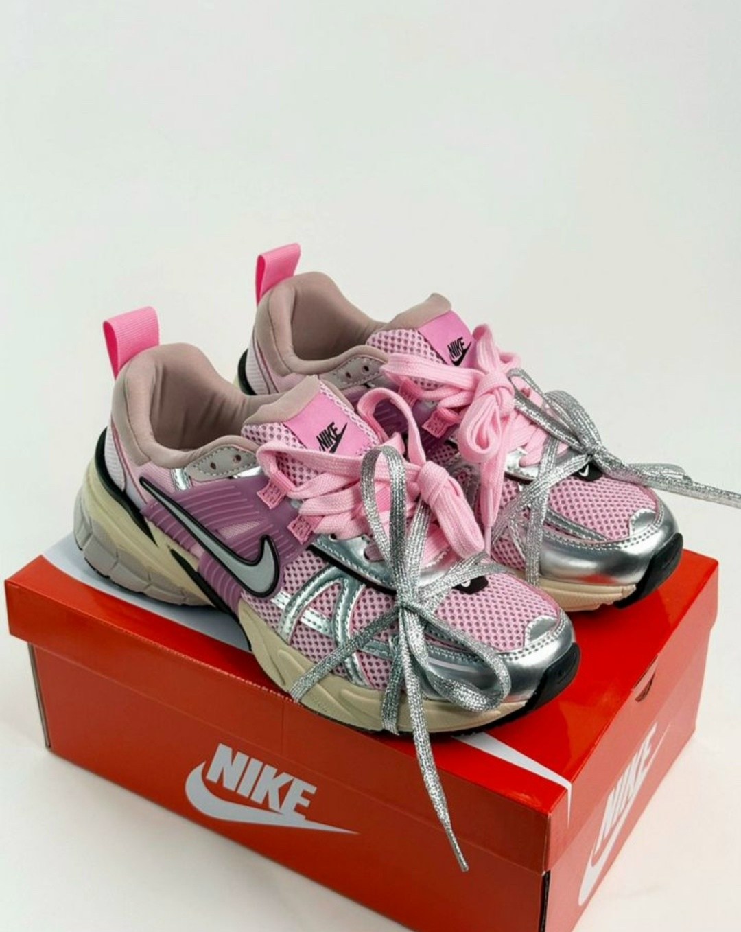 кроссовки для женщин nike initiator pink,кроссовки nike initiator pink,кроссовки nike женские,женские кроссовки,оригинальные кроссовки
