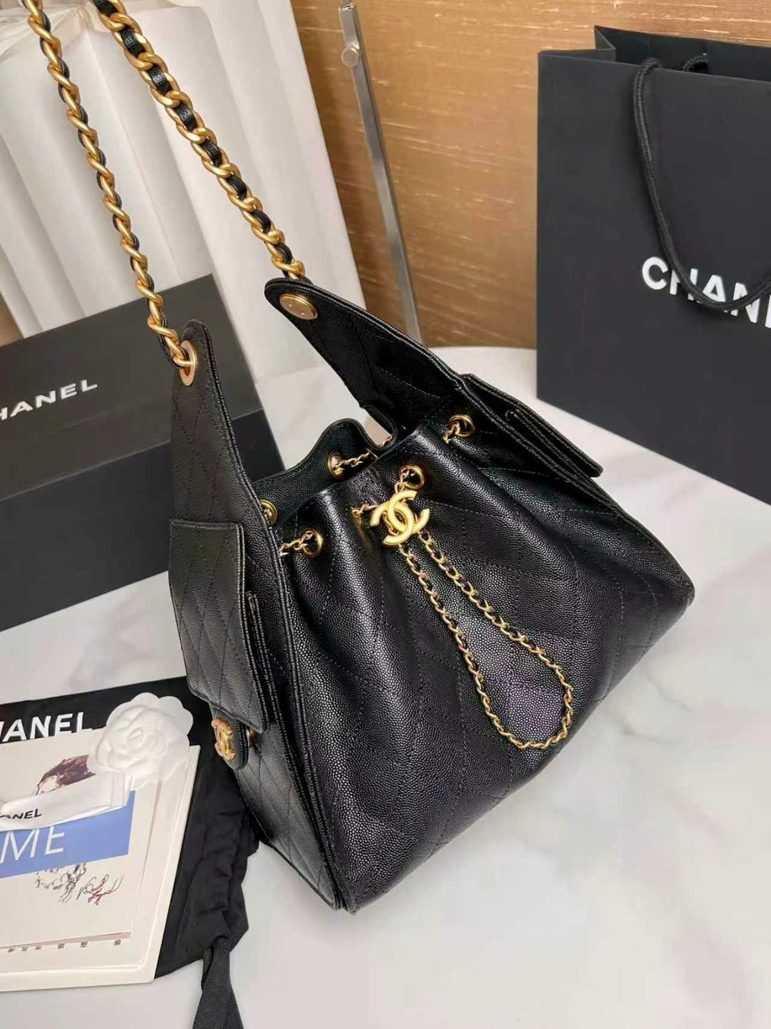 сумка chanel,сумка женская chanel,сумка из натуральной кожи chanel 520698291,chanel черная кожаная сумка через плечо для женщин,женская черная кожаная сумка chanel shopping bag
