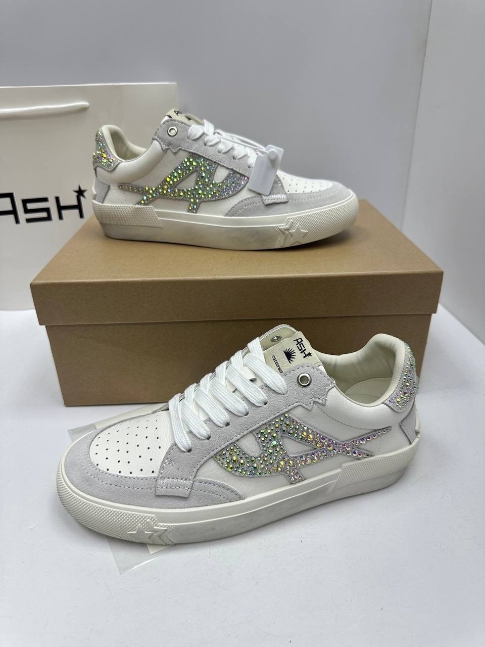 ,женские кроссовки, женская,кроссовки,низкие кроссовки