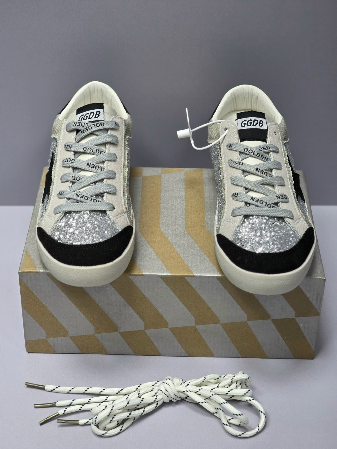 golden goose кеды блестящие,,кеды golden goose,кеды голден гус,кеды голден гус женские