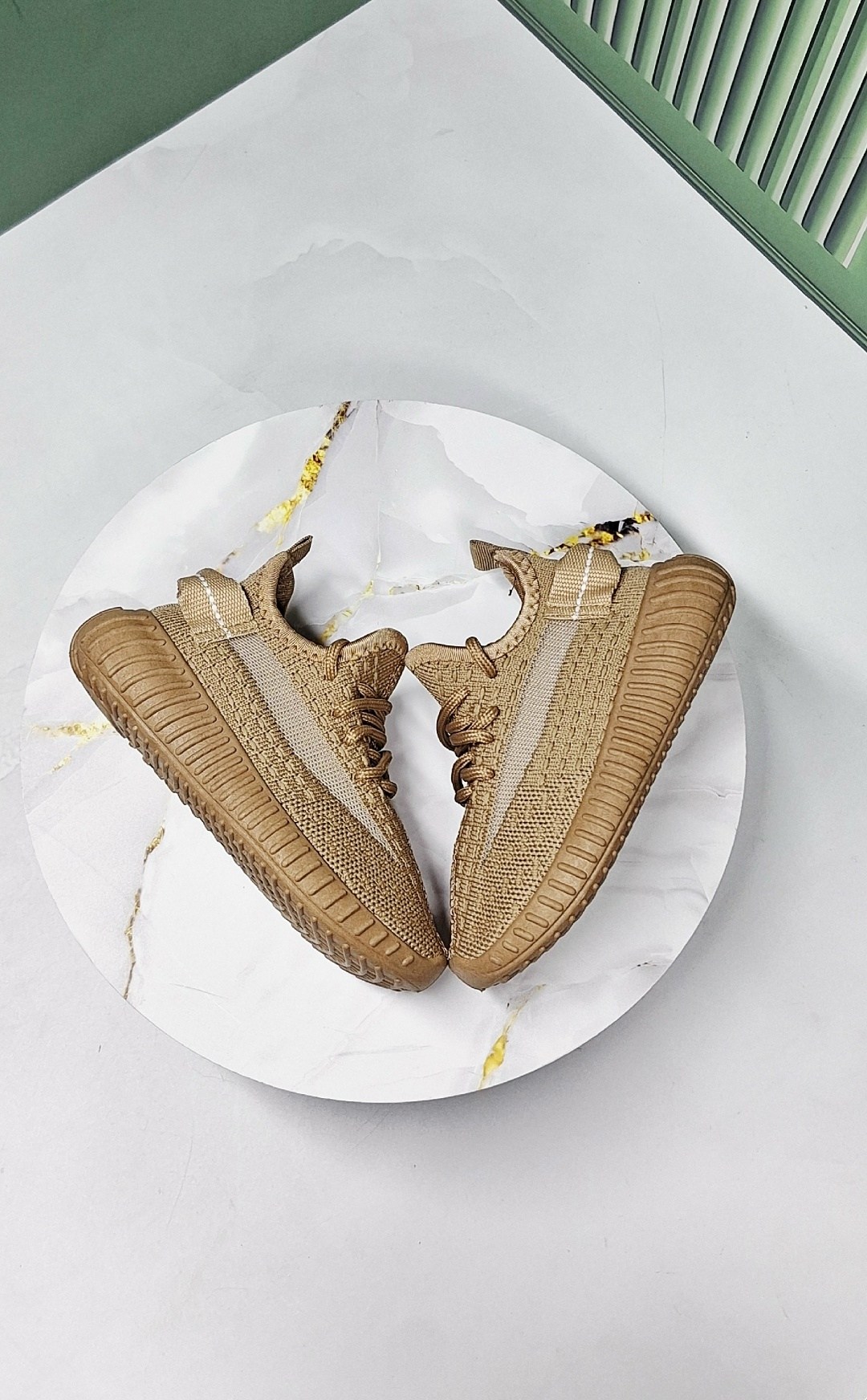 кроссовки,кроссовки мальчику,изи кроссовки,детские кроссовки,adidas yeezy boost 350