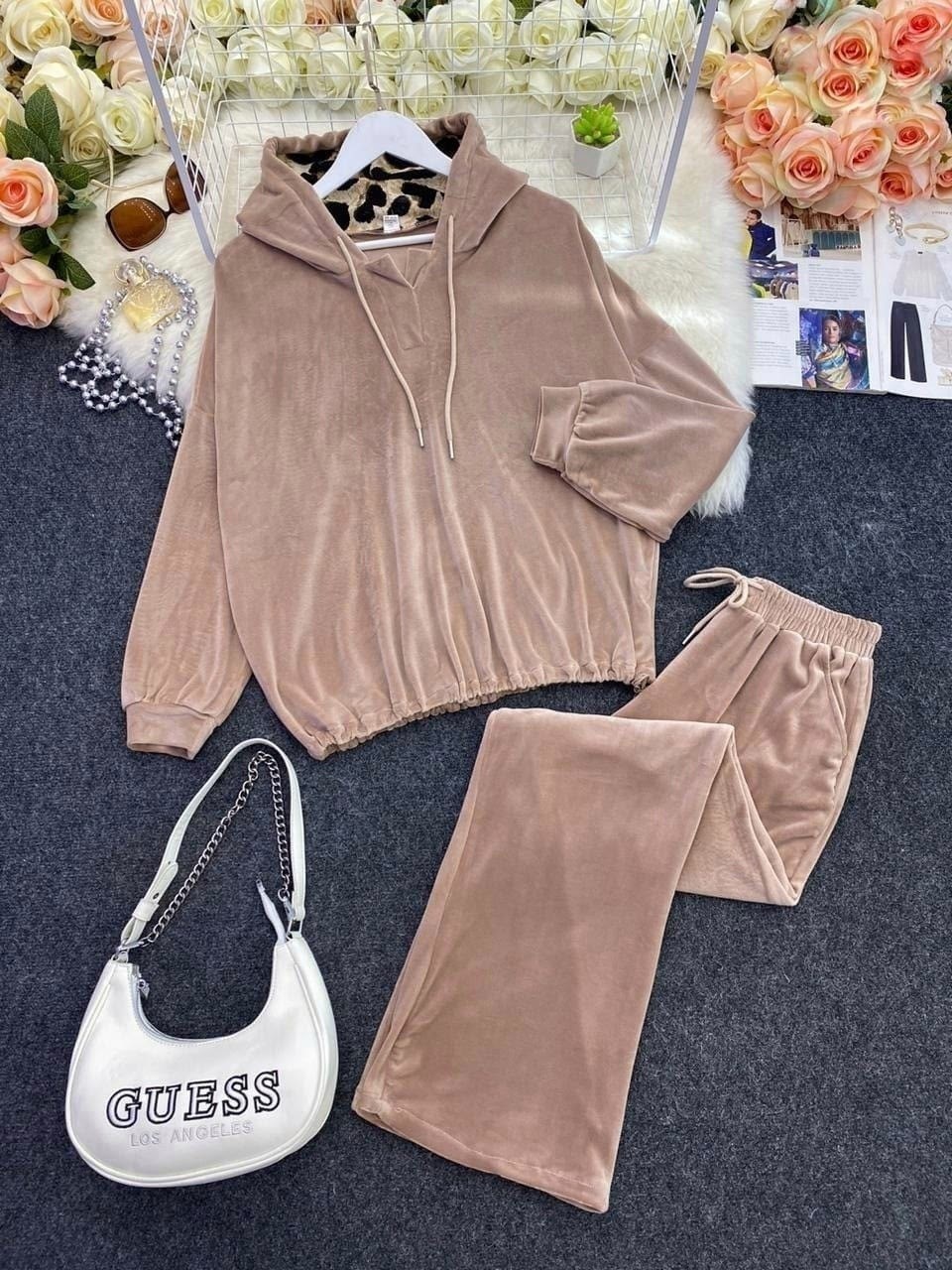 спортивный велюровый костюм,велюровый спортивный костюм женски,велюровый костюм женский,костюм велюровый,спортивные костюмы женские