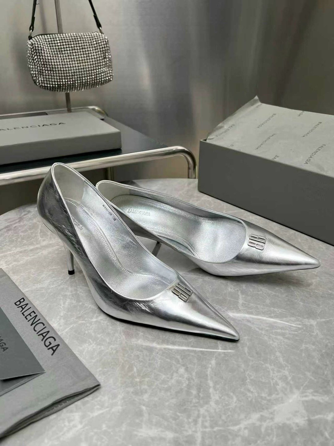 баленсиага туфли,баленсиага туфли женские,туфли женские,серебристые туфли,