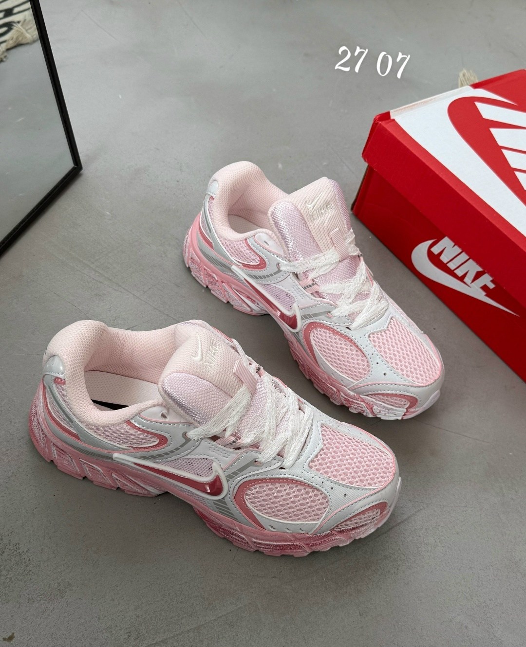 женские кроссовки nike,кроссовки wmns air zoom vomero 5 barbie розовый,кроссовки wmns air zoom vomero 5 'barbie' розовый nike,кроссовки nike,женские кроссовки