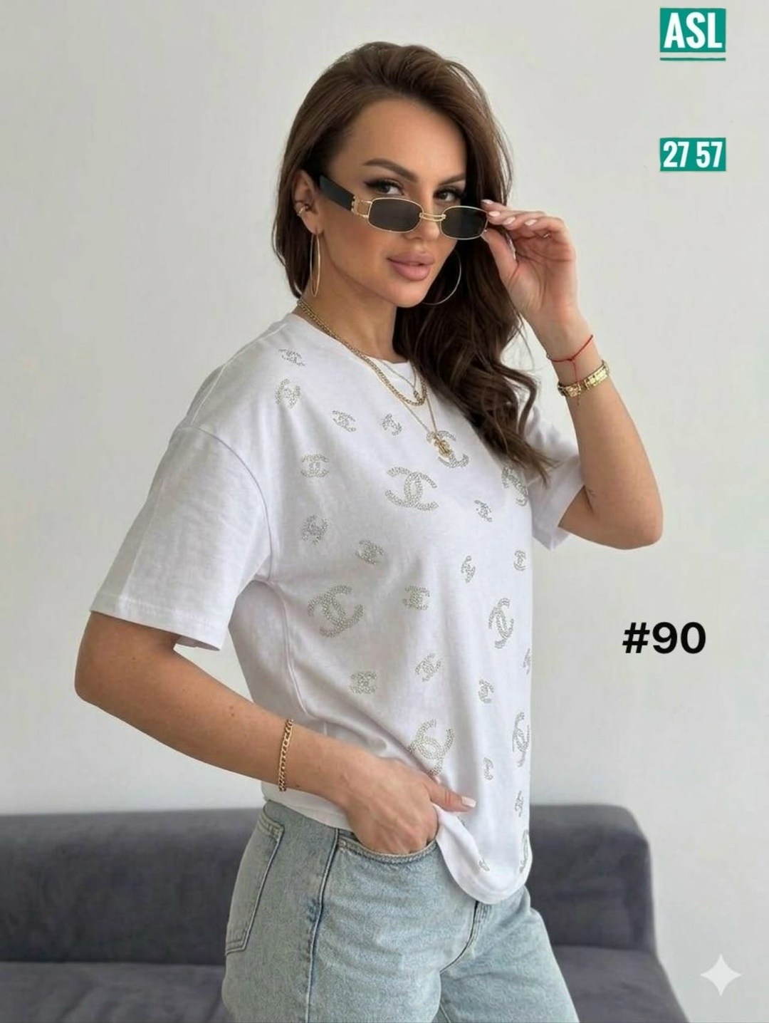 футболка оверсайз со стразам,женская футболка со стразами,женская футболка,женская футболка оверсайз со стразами,базовая футболка оверсайз со стразами