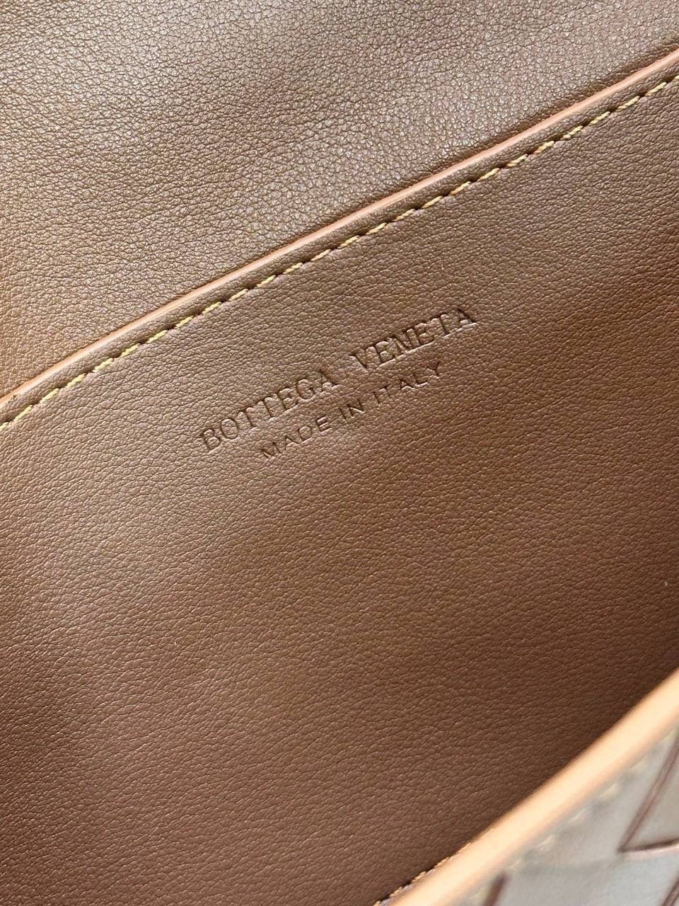 клатч bottega veneta,клатч bottega veneta andiamo,bottega veneta сумки женские,сумка bottega veneta,клатч bottega veneta натуральная кожа luxtop