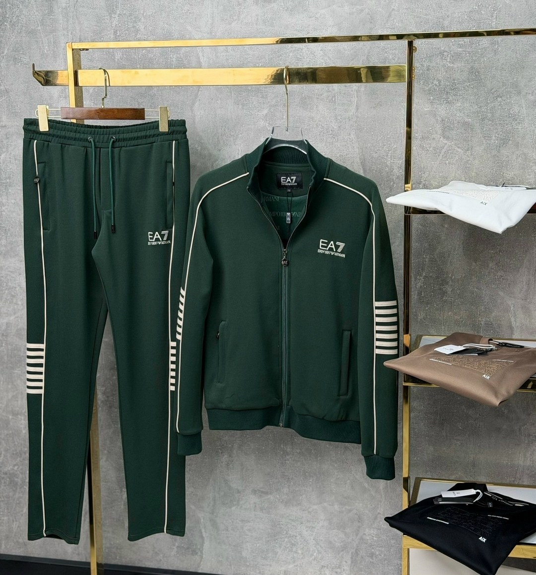 мужской спортивный костюм ea7 emporio armani,спортивный костюм emporio armani ea7,спортивный костюм armani,спортивные костюмы emporio armani,костюм ea7