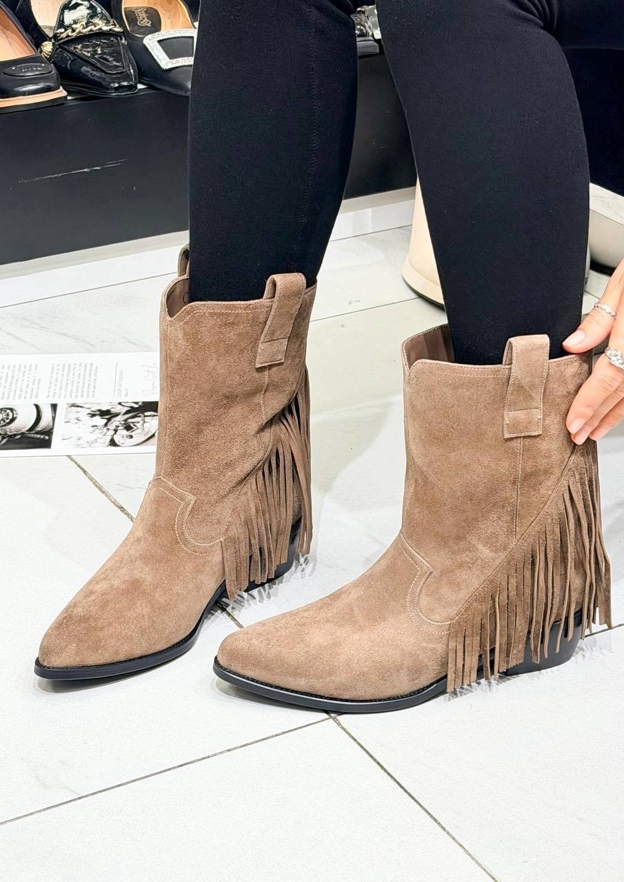 ,женские ковбойские сапоги,сапоги с бахромой,ковбойские сапоги,замшевые ботильоны