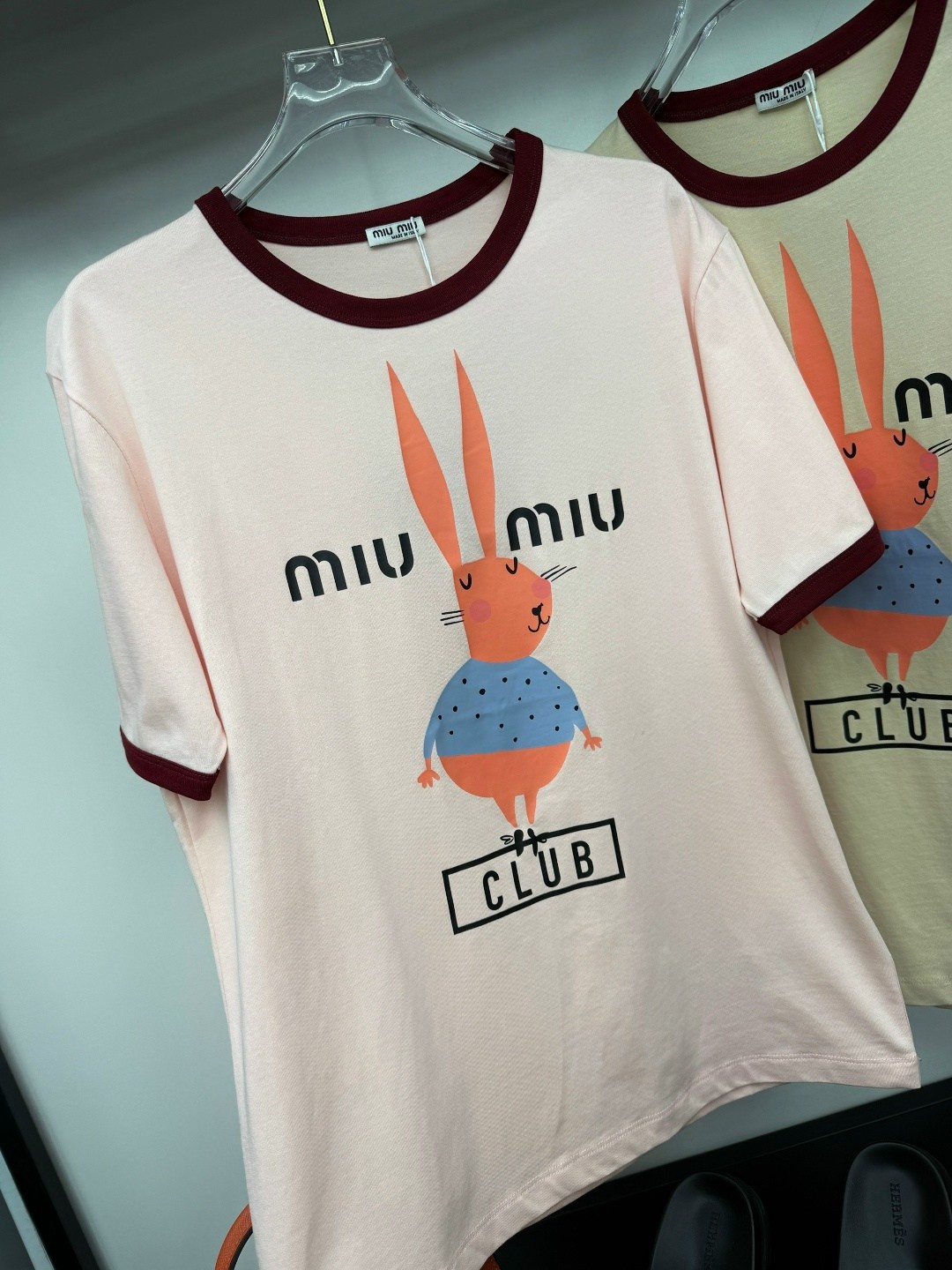 футболки женская,футболки модные,футболки женские с принтом,футболка миу миу,футболка miu miu