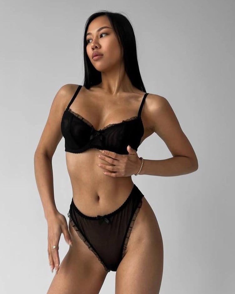 комплект белья женский,комплекты белья женский черный,черный комплект белья,комплект нижнего женского белья,женское нижнее белье