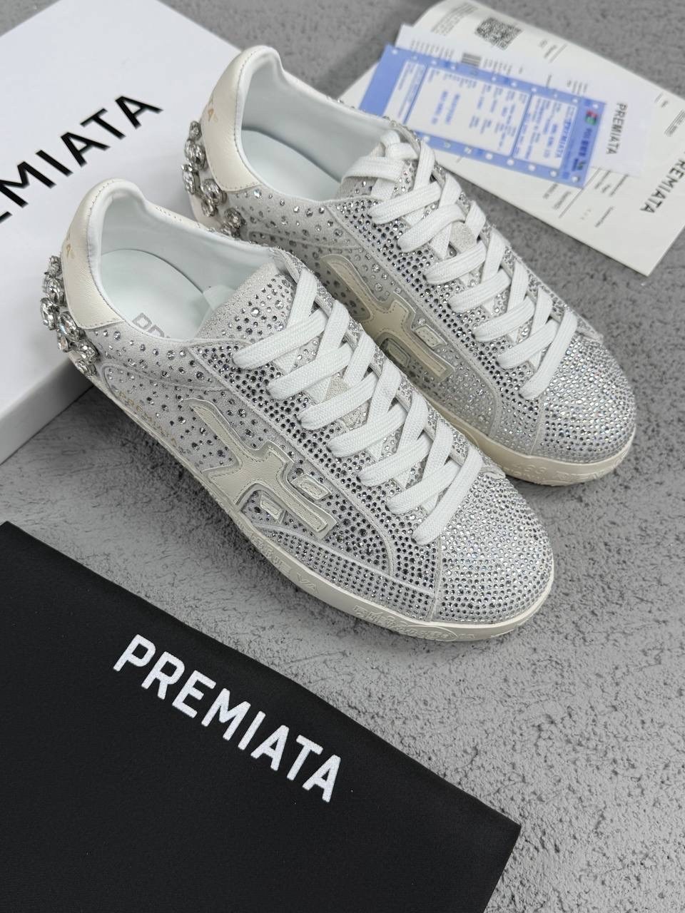 ,кроссовки женскиe,кроссовки,модные кроссовки,кеды кроссовки