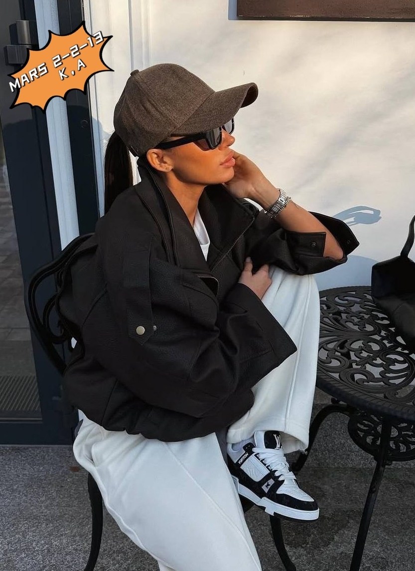 кожаный бомбер демисезонный куртка оверсайз осенний,куртка кожаная,женская кожаная куртка-бомбер,куртка кожаная женская,куртка бомбер кожаная укороченная демисезонная оверсайз