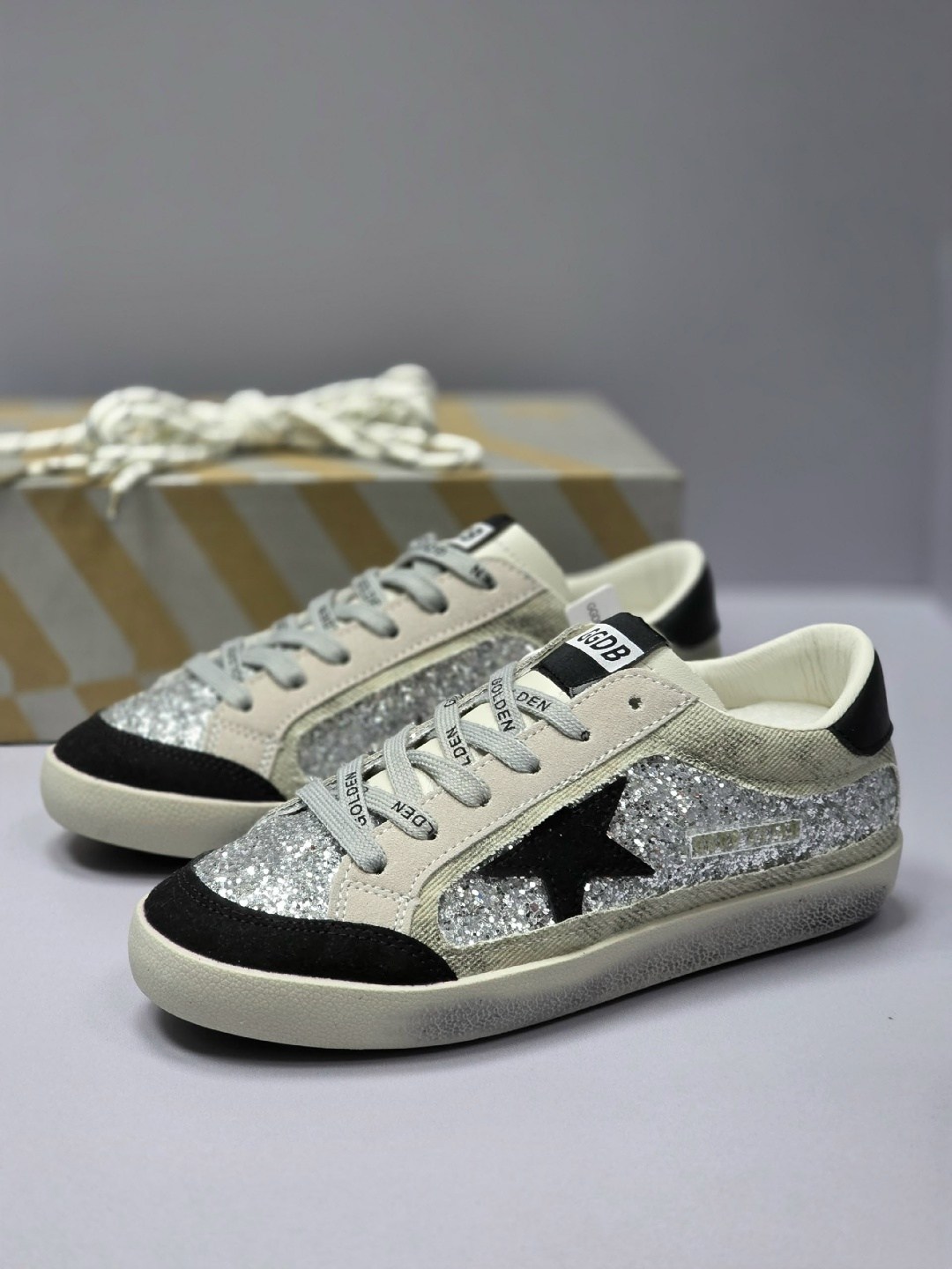 golden goose кеды блестящие,,кеды golden goose,кеды голден гус,кеды голден гус женские