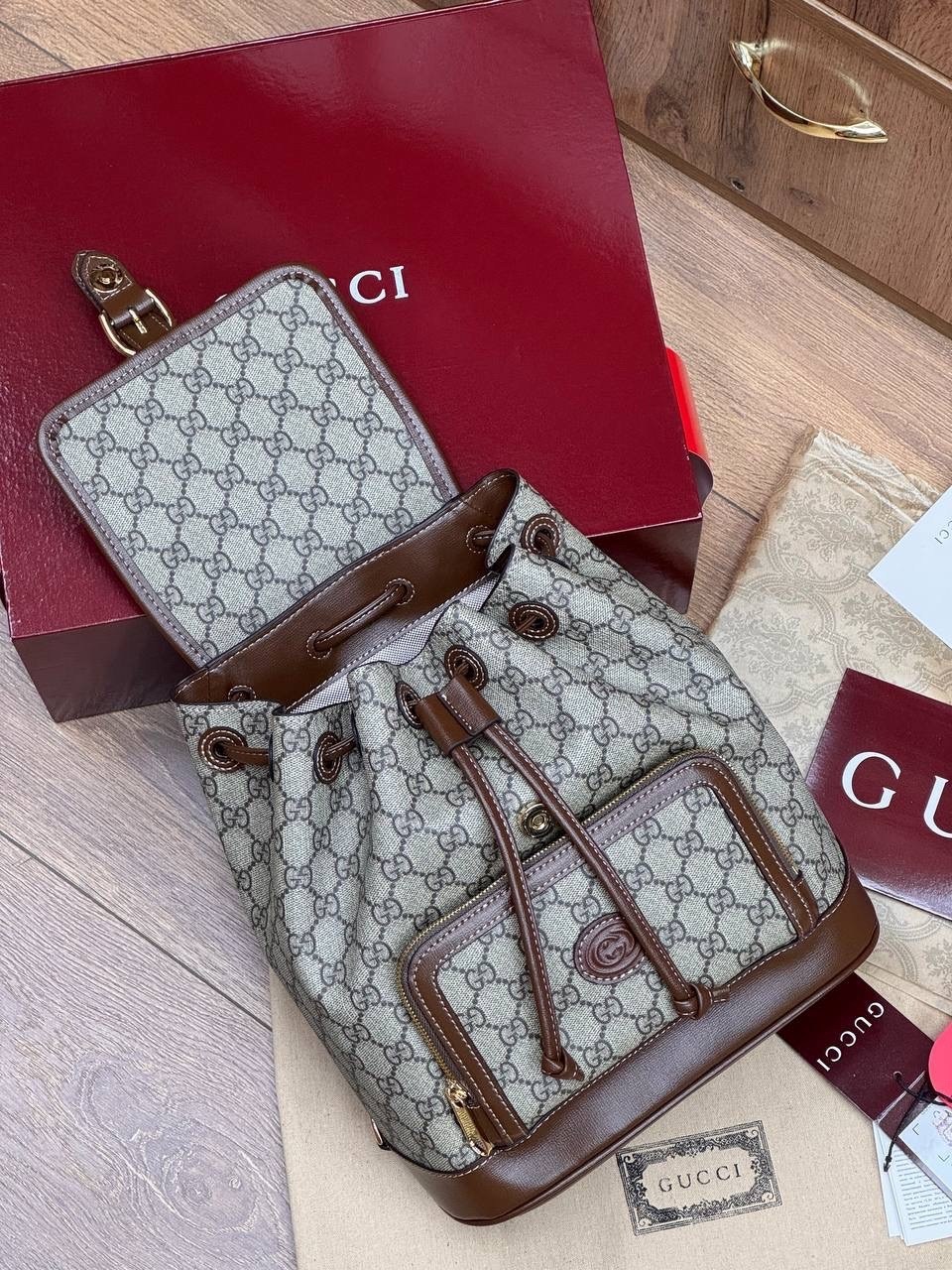 рюкзак gucci a123176 28/26/13 см коричнево-бежевый,рюкзак gucci женский,рюкзак gucci,женский коричневый рюкзак gg retro gucci,кожаный рюкзак гуччи