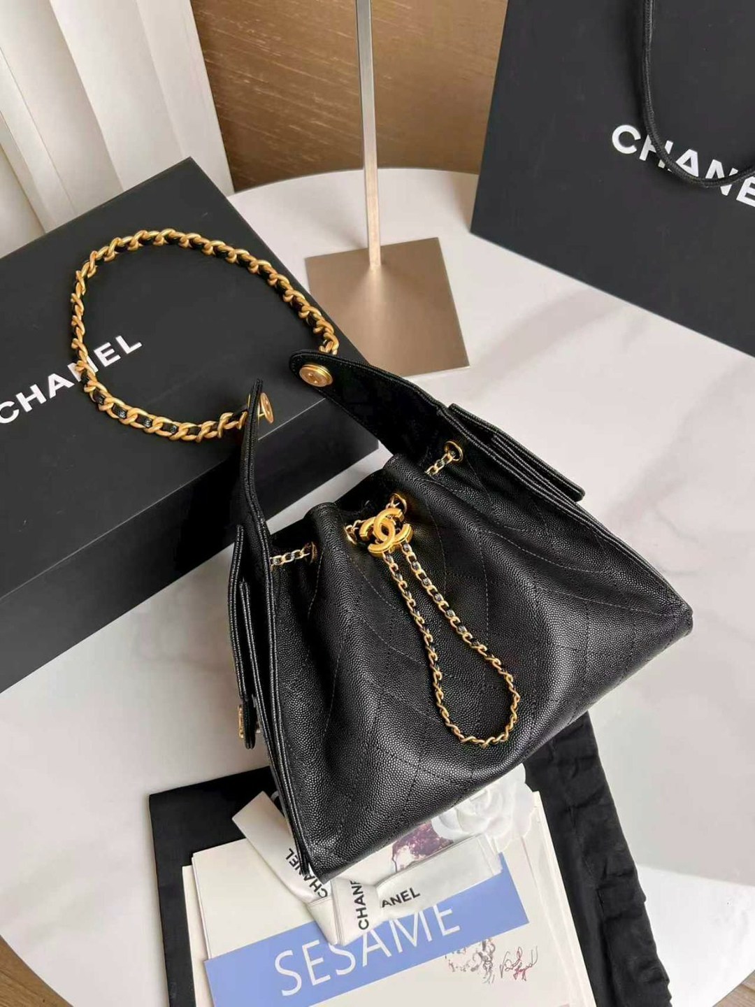 сумка chanel,сумка женская chanel,сумка из натуральной кожи chanel 520698291,chanel черная кожаная сумка через плечо для женщин,женская черная кожаная сумка chanel shopping bag
