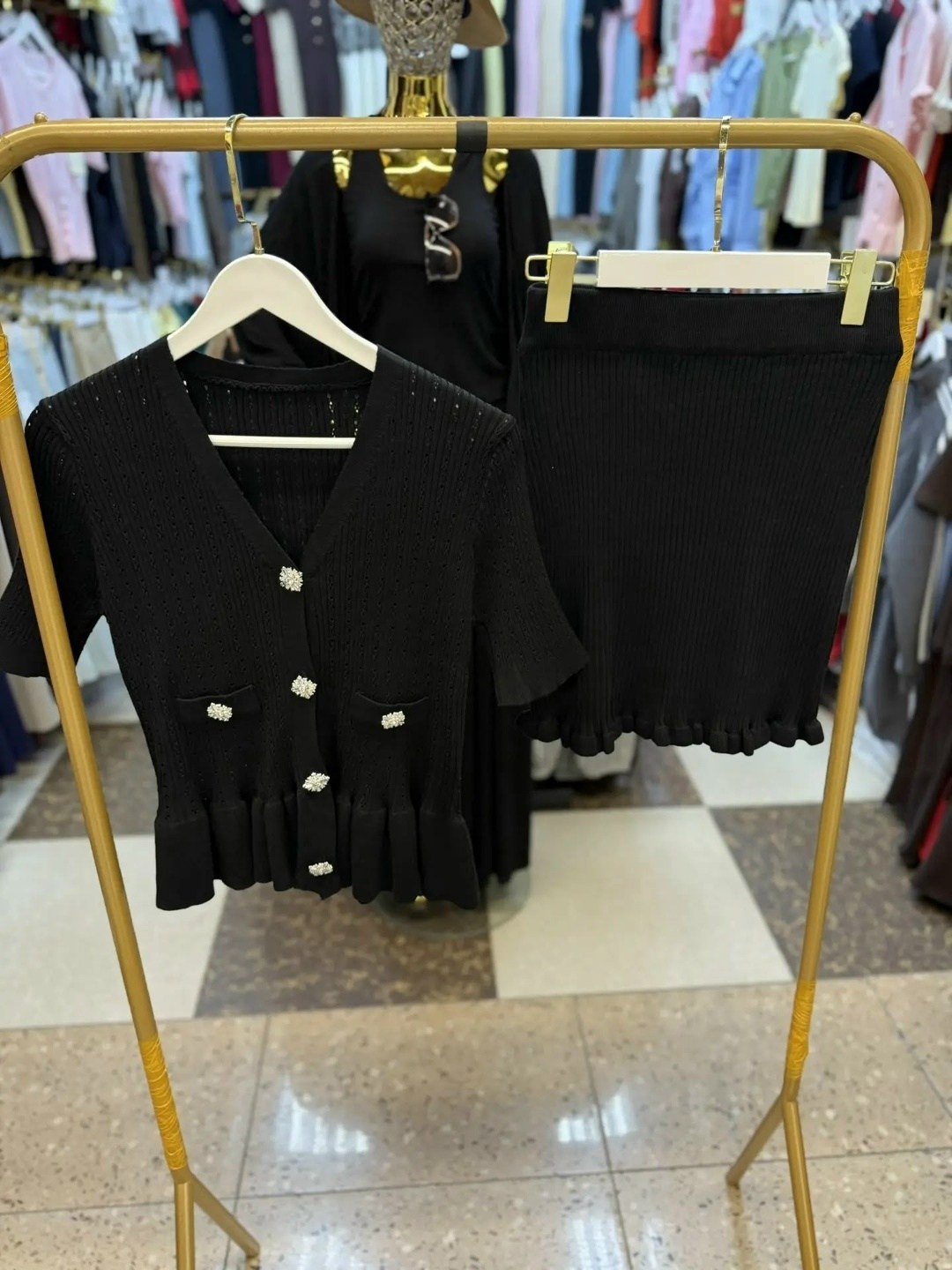 костюм с юбкой женский,трикотажный костюм,вязаные костюмы,костюм женский,трикотажный костюм женский