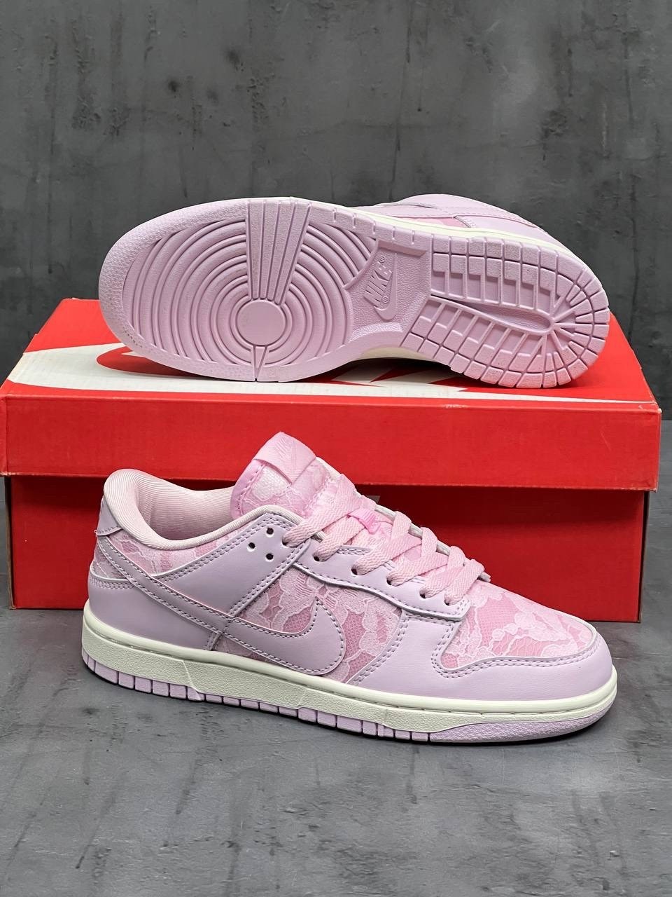 nike dunk low pink pigeon,кроссовки nike dunk low розовый/белый,кроссовки nike sb dunk low,кроссовки женские nike sb dunk low pro,кроссовки женские nike dunk low