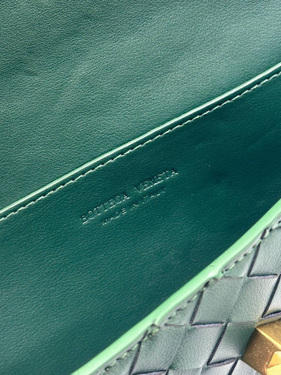 женский кожаный клатч bottega veneta andiamo черный,клатч bottega veneta,сумка bottega veneta,женская сумка bottega veneta,женский кожаный клатч bottega veneta andiamo черный lm-20697