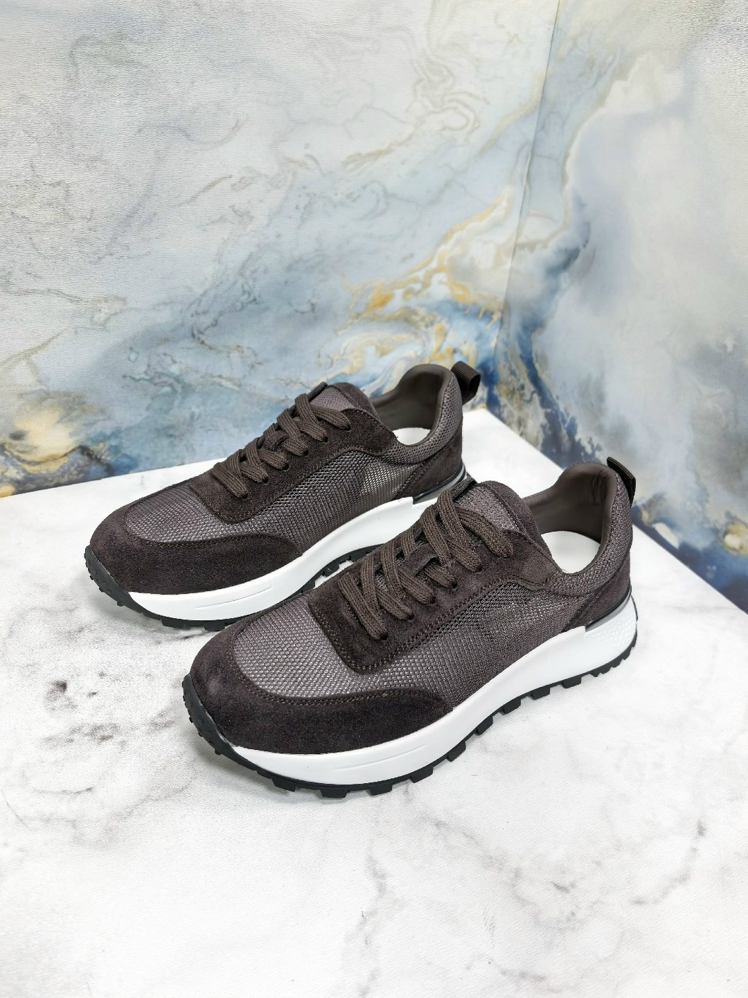 ,женские кроссовки brunello cucinelli,brunello cucinelli кроссовки,кроссовки женскиe,замшевые кроссовки