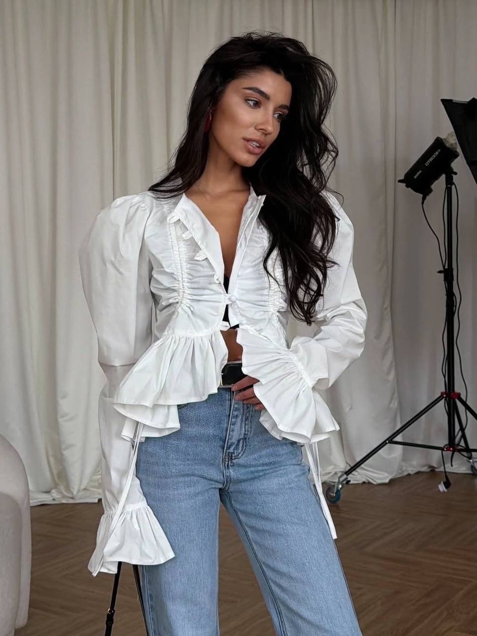 джинсы модные,джинсы женские модные,женская блузка,модные брюки клеш