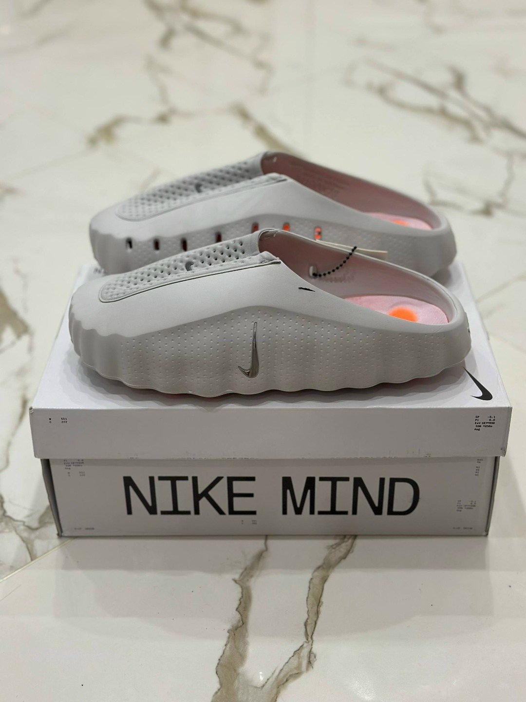 тапки модные,кроссовки,кроссовки nike,кроссовки тапки,тапочки кроссовки