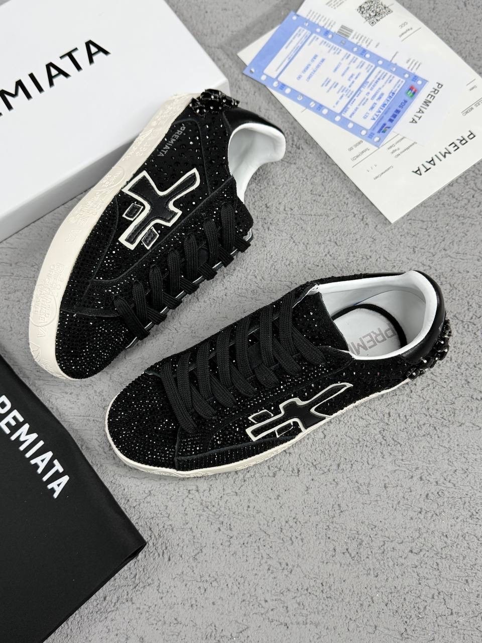 ,кроссовки женскиe,кроссовки,модные кроссовки,кеды кроссовки