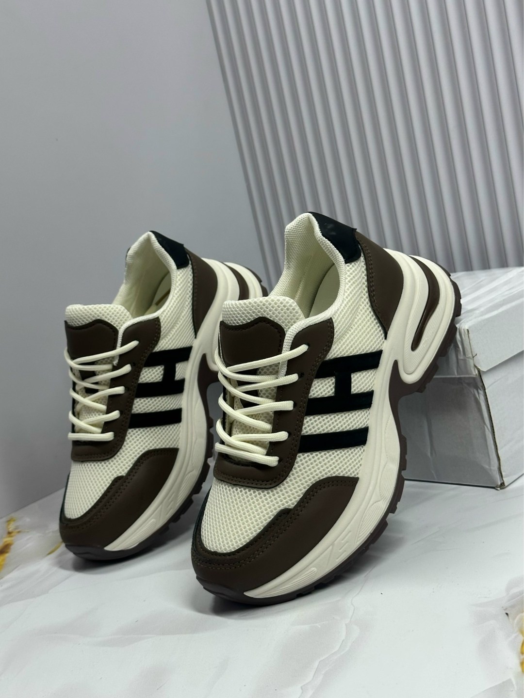 кроссовки женские,,кроссовки повседневные,модные кроссовки,женские массивные кроссовки