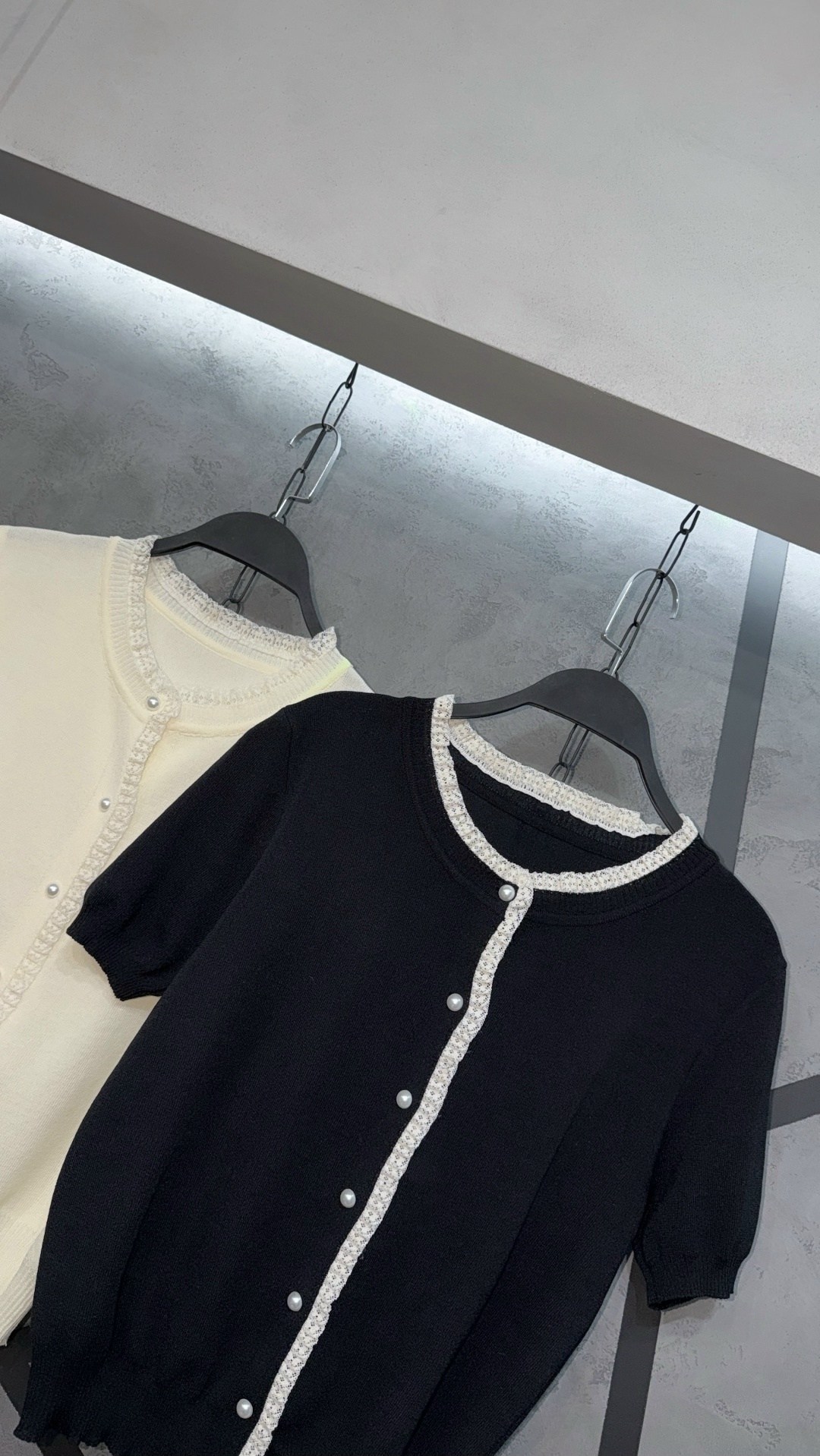 модели кардиган,женские кардиганы,кардиган с круглым вырезом,кардиган на пуговицах,кардиган