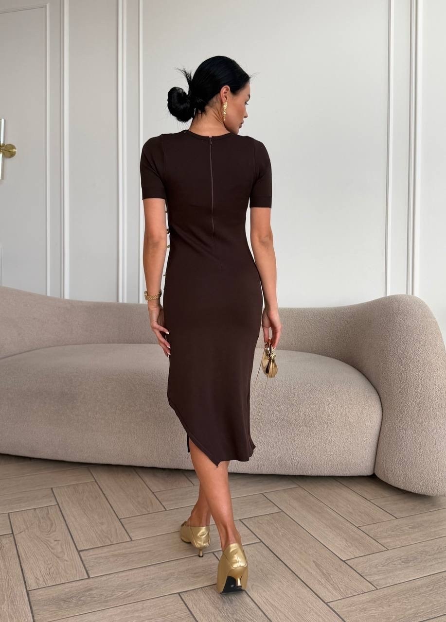 трикотажное платье,элегантное платье,стильное платье,платье лапша коричневая,женское платье лапша