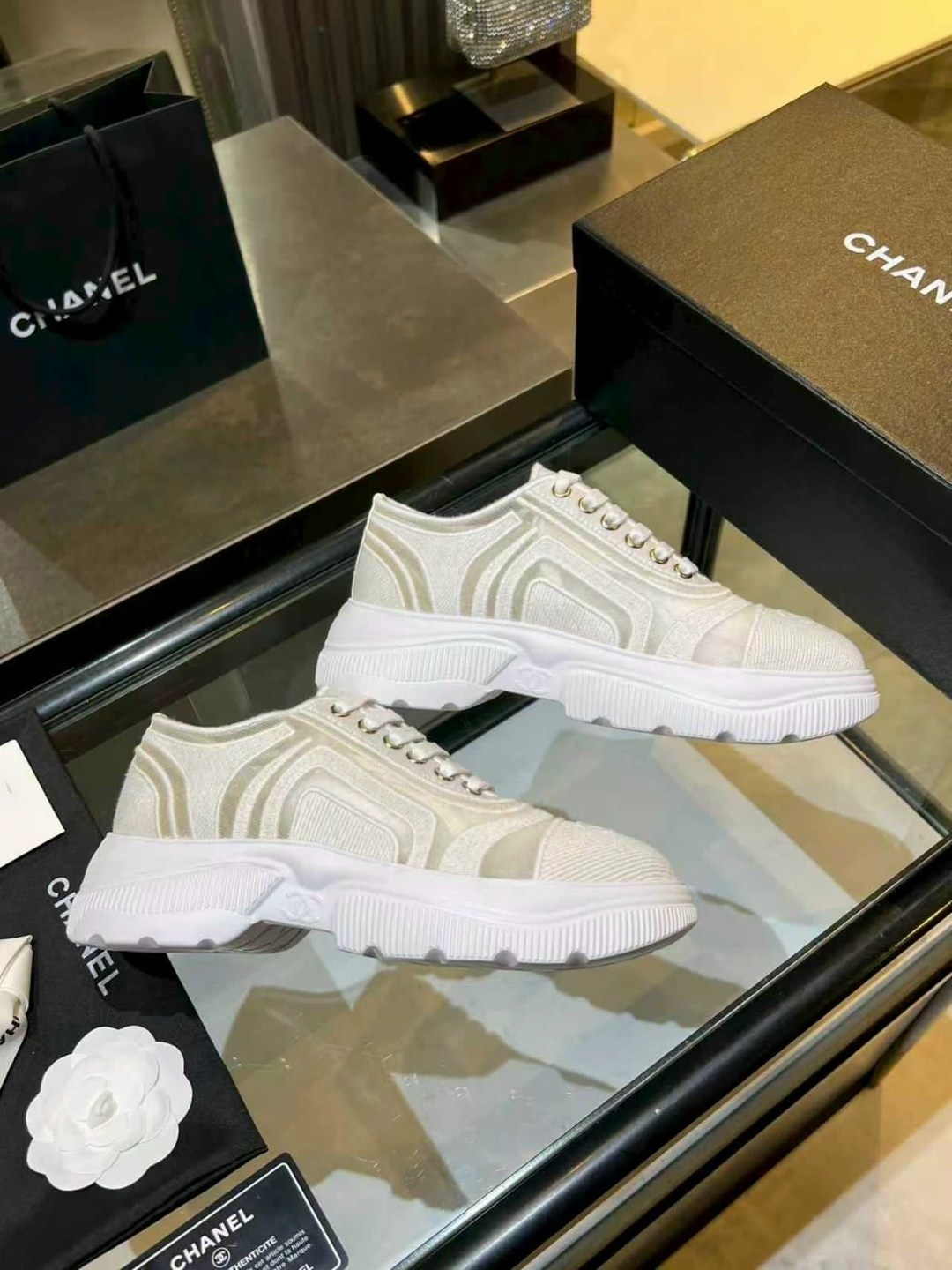 кроссовки женские chanel,,кроссовки chanel,женские кроссовки,кроссовки шанель женские