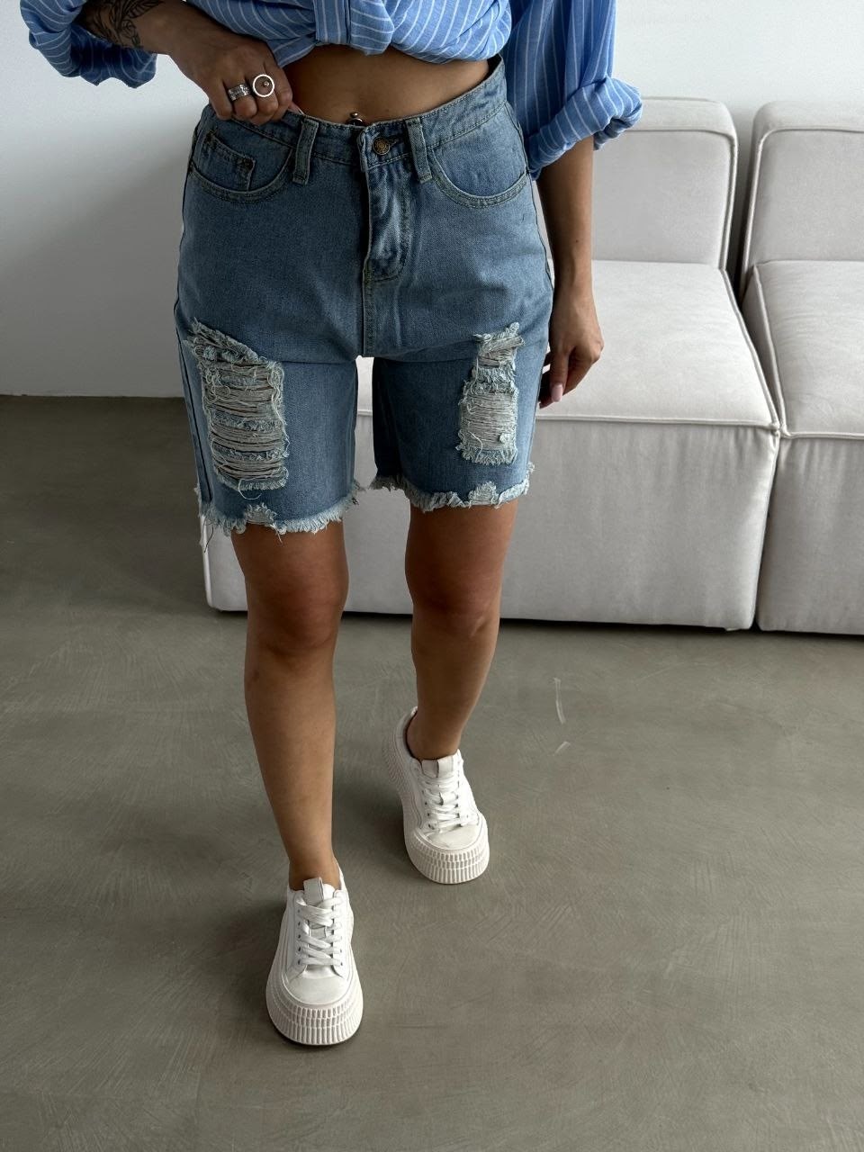 шорты джинсовые рваные,джинсовые шорты,женские джинсовые шорты,шорты джинсовые бермуды,джинсовые рваные бермуды