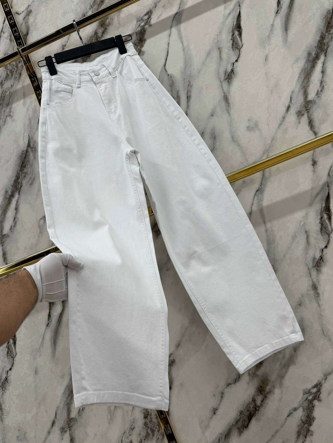 белые джинсы,белые джинсы женские,женские джинсы,джинсы широкие,джинсы брюки
