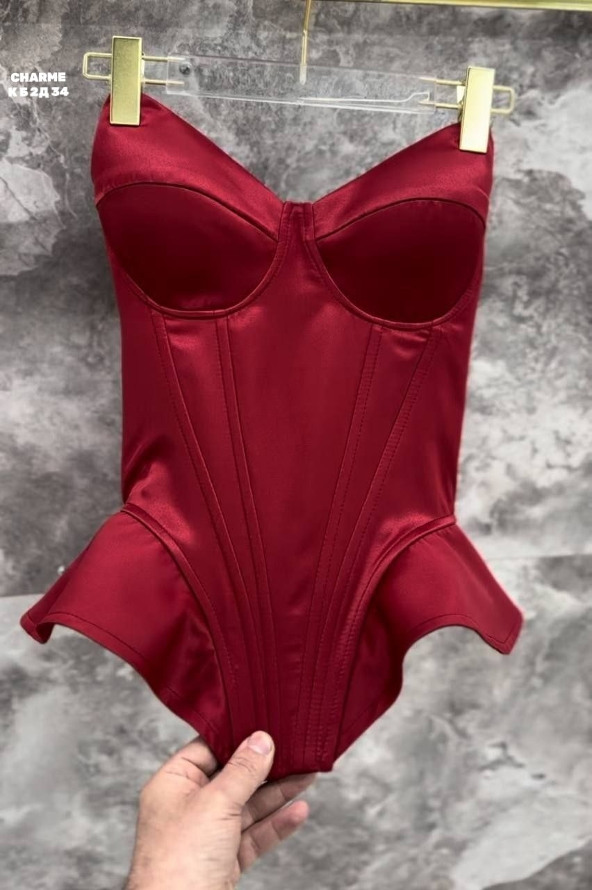 девушка,девушка блондинка,красива девушка,лилия ермак,декольте