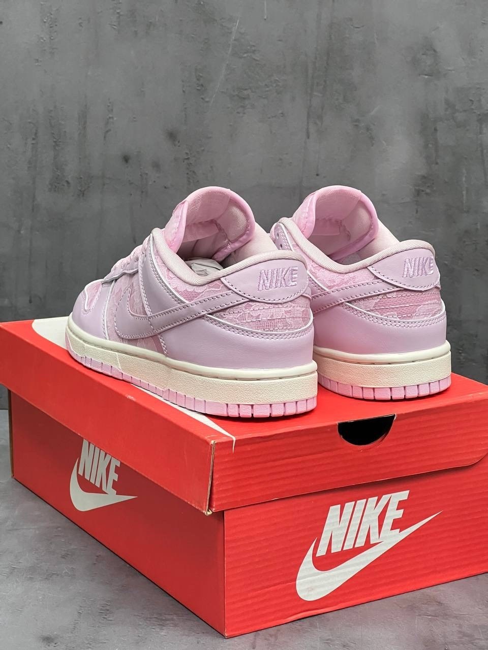 nike dunk low pink pigeon,кроссовки nike dunk low розовый/белый,кроссовки nike sb dunk low,кроссовки женские nike sb dunk low pro,кроссовки женские nike dunk low
