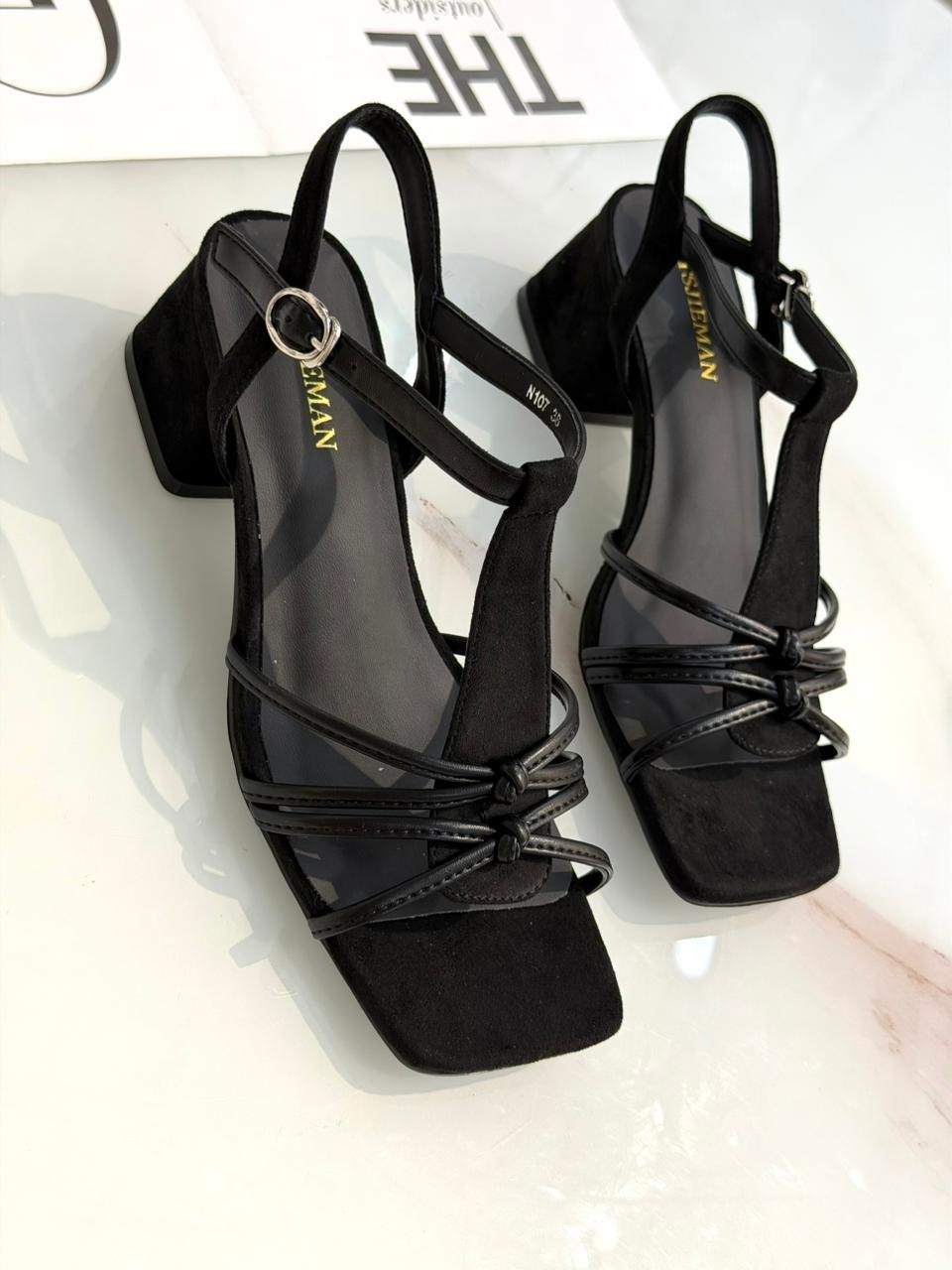 красные босоножки,босоножки на каблуках,босоножки стильные,женские босоножки,сандалии на каблуке