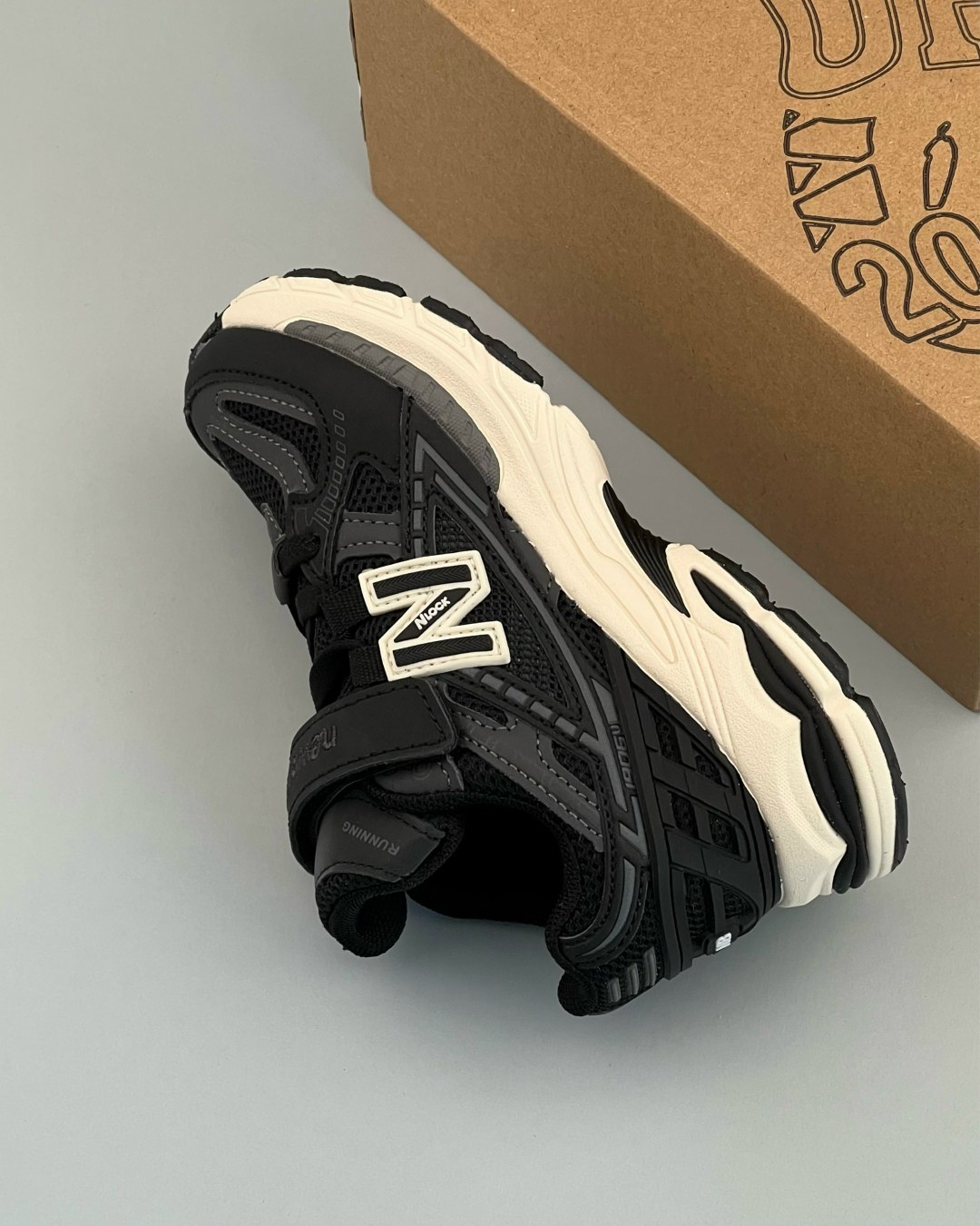 кроссовки,кроссовки new balance,кроссовки new balance 1906, спортивная,детские кроссовки