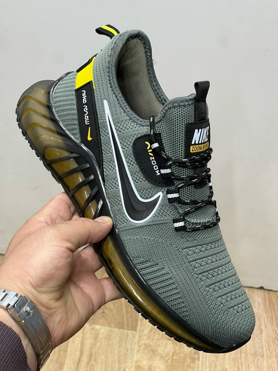 кроссовка мужской,кроссовки для мужчин,кроссовки мужские nike,кроссовки,кроссовки nike