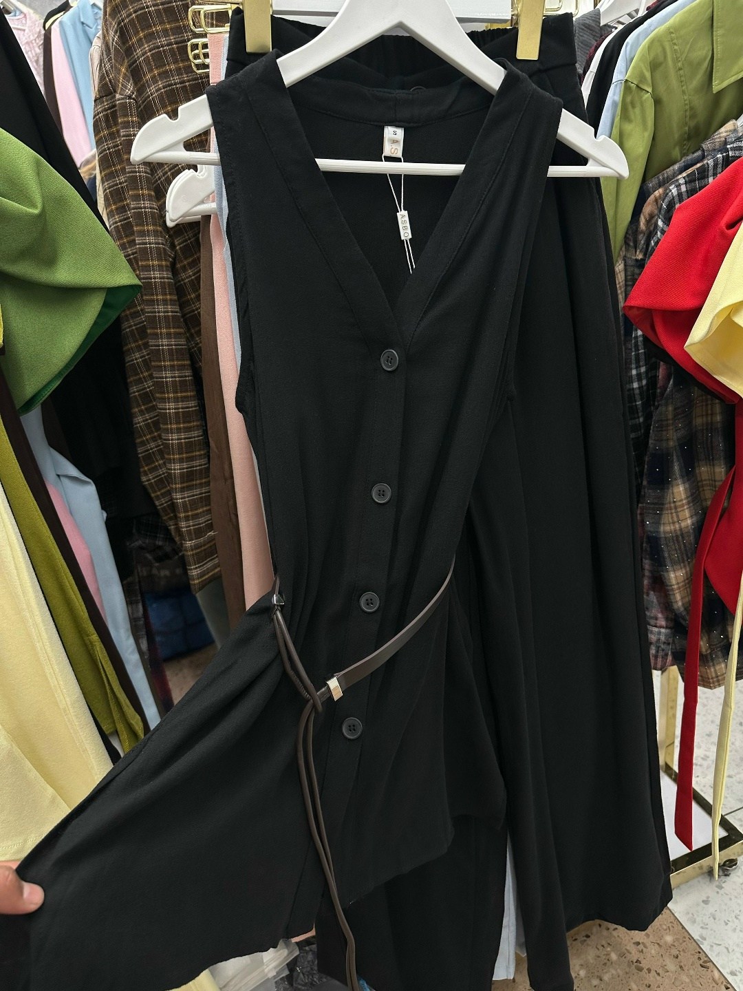 костюм тройка женский,жилет с поясом,костюм женский из блейзера и жилета с высокой талией,костюм тройка,женские жилетки