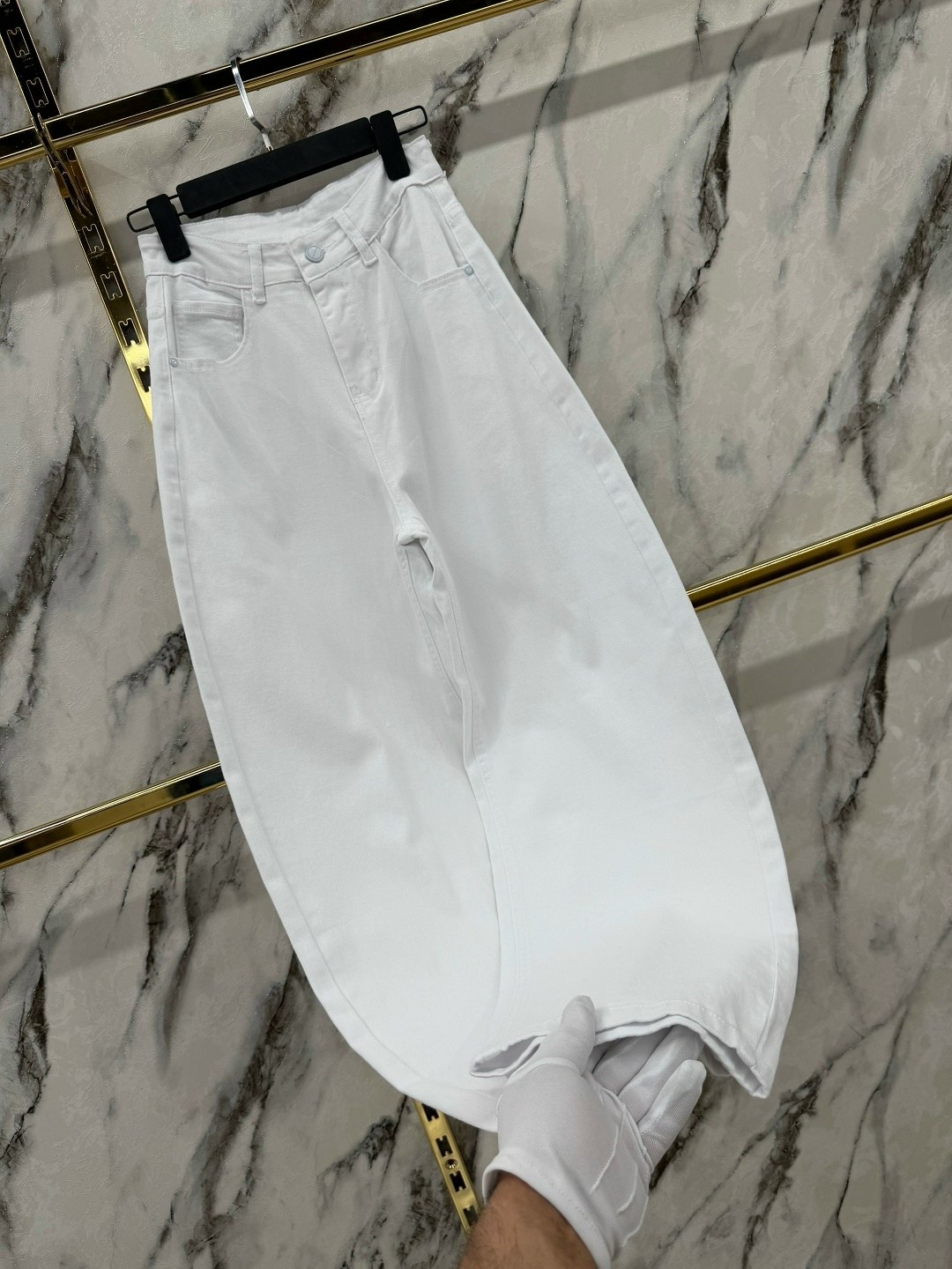 белые джинсы,белые джинсы женские,женские джинсы,джинсы широкие,джинсы брюки