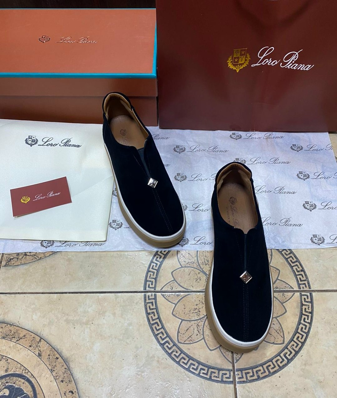 мужские лоферы loro piana,замшевые лоферы loro piana,ботинки мужские замшевые лоро пиано a107698 chocolate premium,,лоферы loro piana